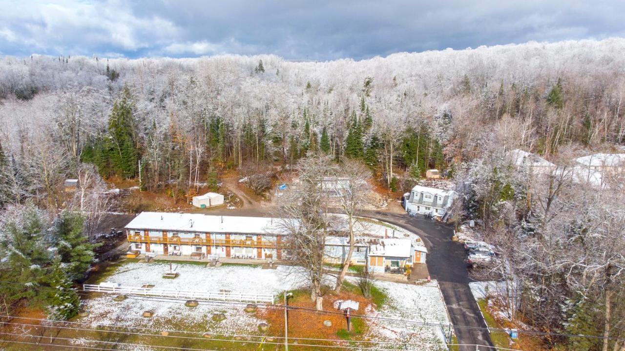Lakeview Motel Халибертон Экстерьер фото