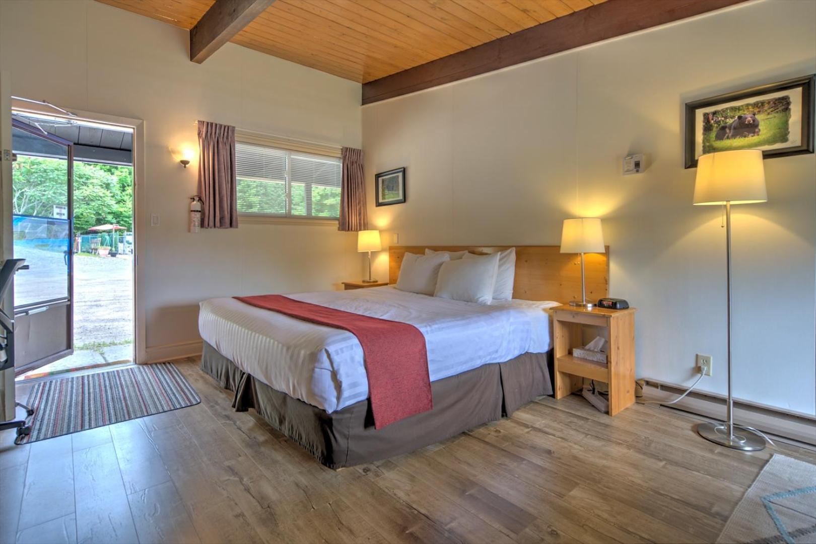 Lakeview Motel Халибертон Экстерьер фото